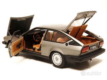 Alfetta GTV 2000 (1980) 1/18 Autoart
