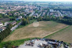 TERRENO A CASALROMANO