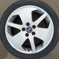 ruote con cerchi in lega saab