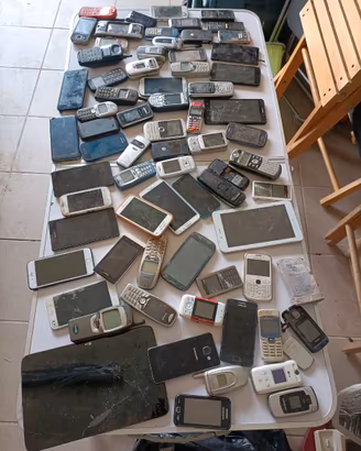 Cellulari vari usati