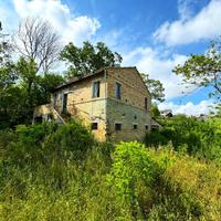 Casa Colonica con Terreno - Fermo