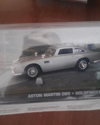 MODELLINO ASTON MARTIN DB5 007 GOLDFINGER BOXATO