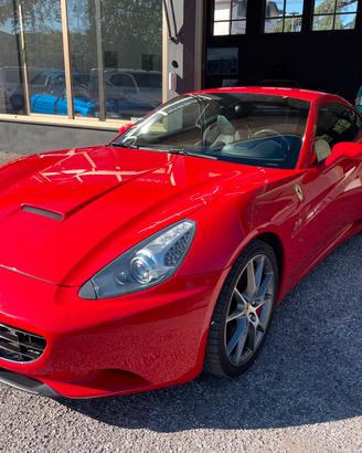 Ferrari California 4.3 DCT