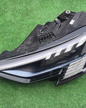 AUDI A3 S3 RS3 8Y0 MATRIX Faro Fanale Sinistro SX