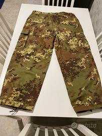 Pantalone militare italiano “vegetato”