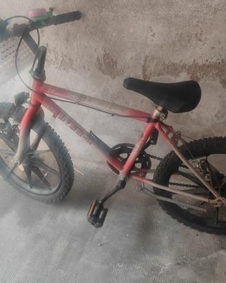 bici bimbo/a 5-8 anni 