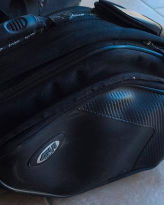 Borse moto Givi