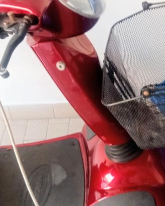Scooter elettrico per disabili