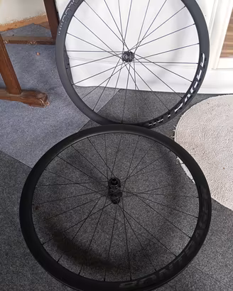 Bontrager Aeolus Pro 37 
