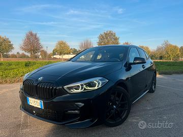 BMW F40 118D MSport Automatica