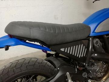 Selle "slim" ducati scrambler personalizzate