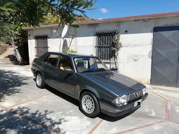 Alfa romeo 75 1.800 a carburatori 