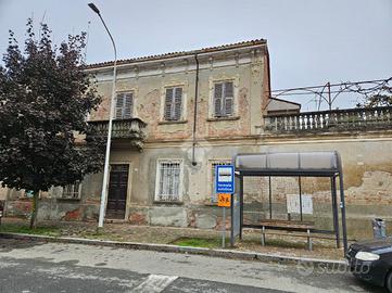 CASA SEMINDIPENDENTE A FRUGAROLO