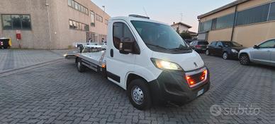 Carroattrezzi Peugeot boxer Nuovo 