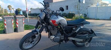 Suzuki XF 650 Freewind SCRAMBLER
