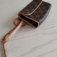 Pochette vintage Louis Vuitton 