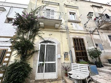 CASA INDIPENDENTE A CANOSA DI PUGLIA