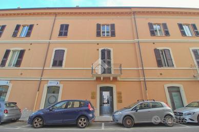 3 LOCALI A GIULIANOVA