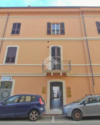 3 LOCALI A GIULIANOVA