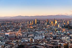 Attività / Licenza di 5200 m² con più di 5 locali 
