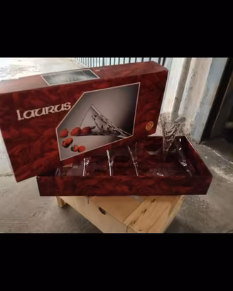 set bicchieri