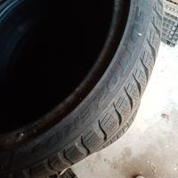 4 gomme, 2 225 40 r19/2 255 35r19