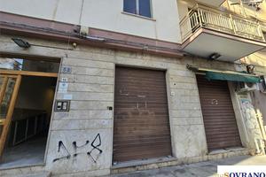 NOTARBARTOLO: LOCALE C/1 MQ 42