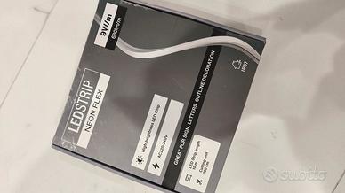 Neon Flex LED Serie 220V 9W/m IP67 10m Flessibile 