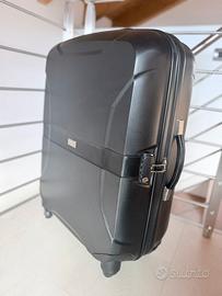 Trolley BRIC’s by Pininfarina