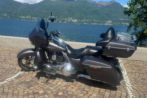 Harley davidson street glide special