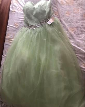 Abito da cerimonia o da sposa