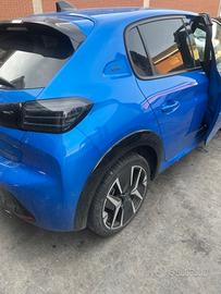 Ricambi Peugeot 208 gt hybrid 2024