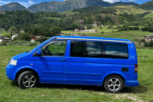 Volkswagen T5 California