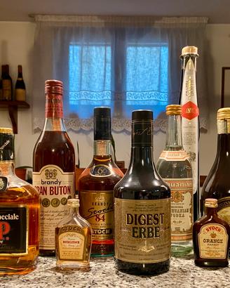 Collezione brandy, wodka, grappa, liquori