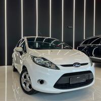 Ford Fiesta 1.2 60CV 5 porte Titanium OK NEOPATENT