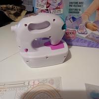 macchina da cucire giocattolo