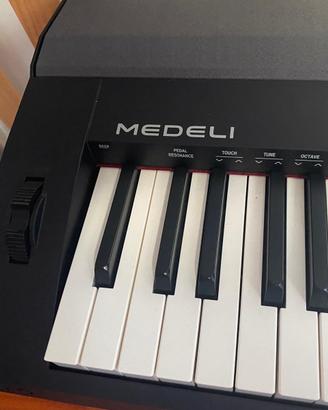 Piano Medeli SP 4000