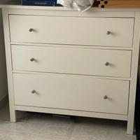 Cassettiera bianca da collezionismo