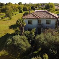 CASA INDIPENDENTE CON 5.000 MQ DI SCOPERTO E GR...