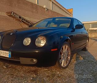 Jaguar s-type