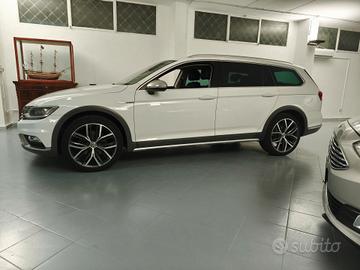 Volkswagen Passat Alltrack 2.0 TDI 190 CV 4MOTION 