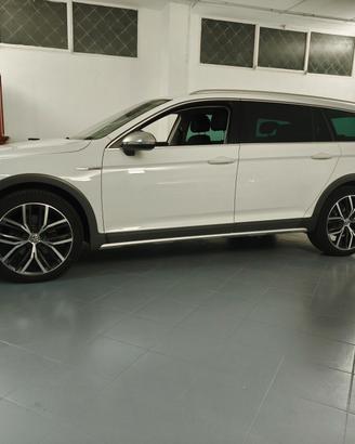 Volkswagen Passat Alltrack 2.0 TDI 190 CV 4MOTION 