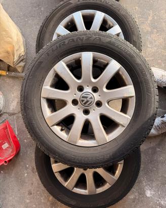 Cerchi gommati Golf 5