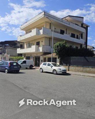 Appartamento di 89 m² con 2 locali a Siderno