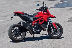 hypermotard 821