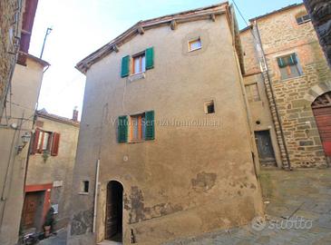 Scrofiano (SI), abitazione terratetto in stile tos