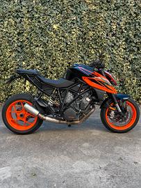 KTM 1290 Super Duke R