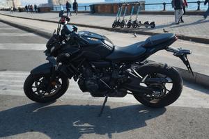YAMAHA MT07