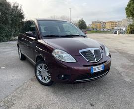 Lancia Ypsilon Restayling 1.3 MJT 75 CV Platino Fu