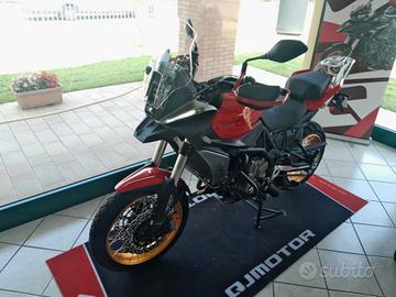 QJ Motor SRT 700 SX